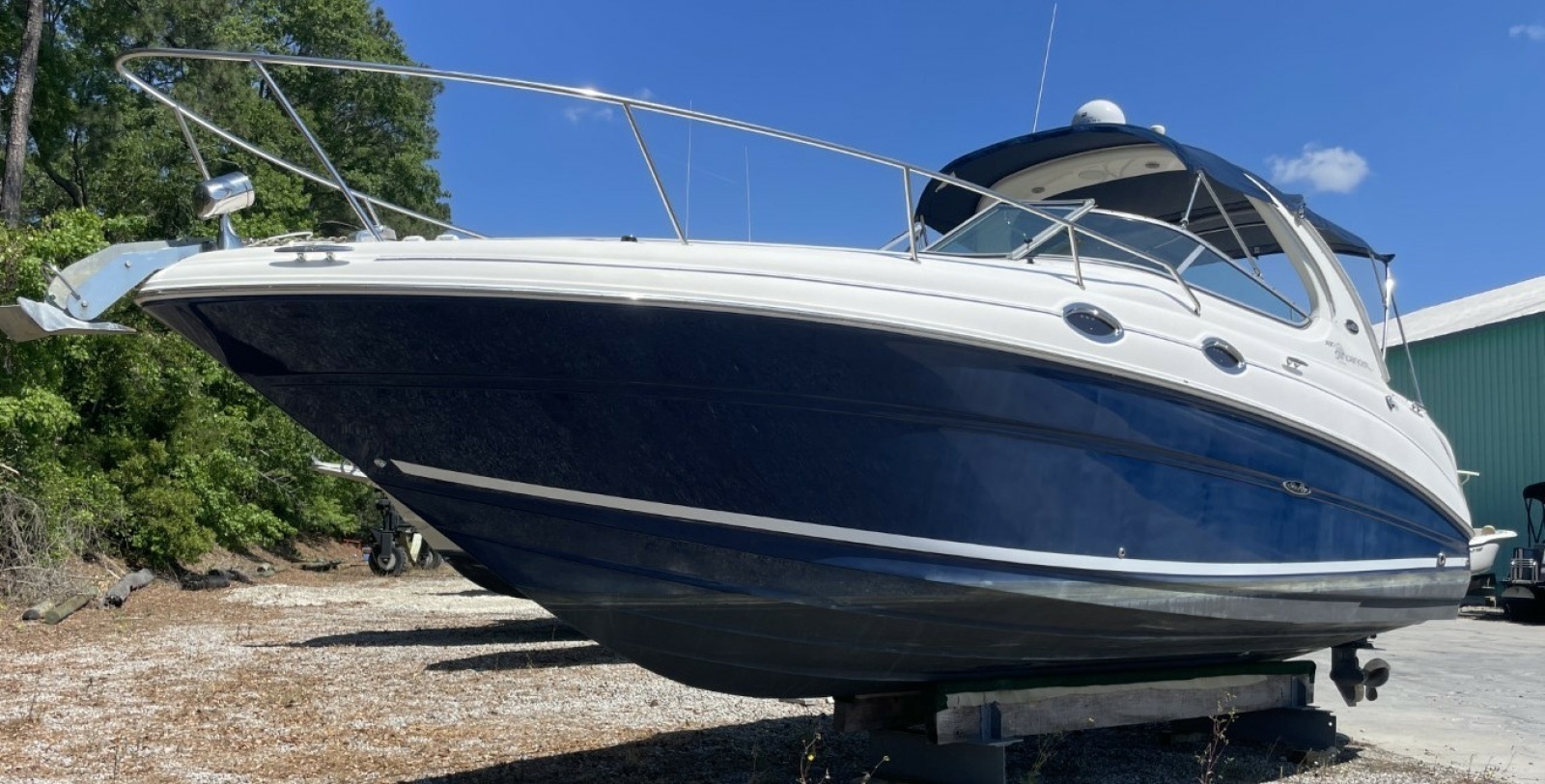 28ft Sea Ray Yacht For Sale