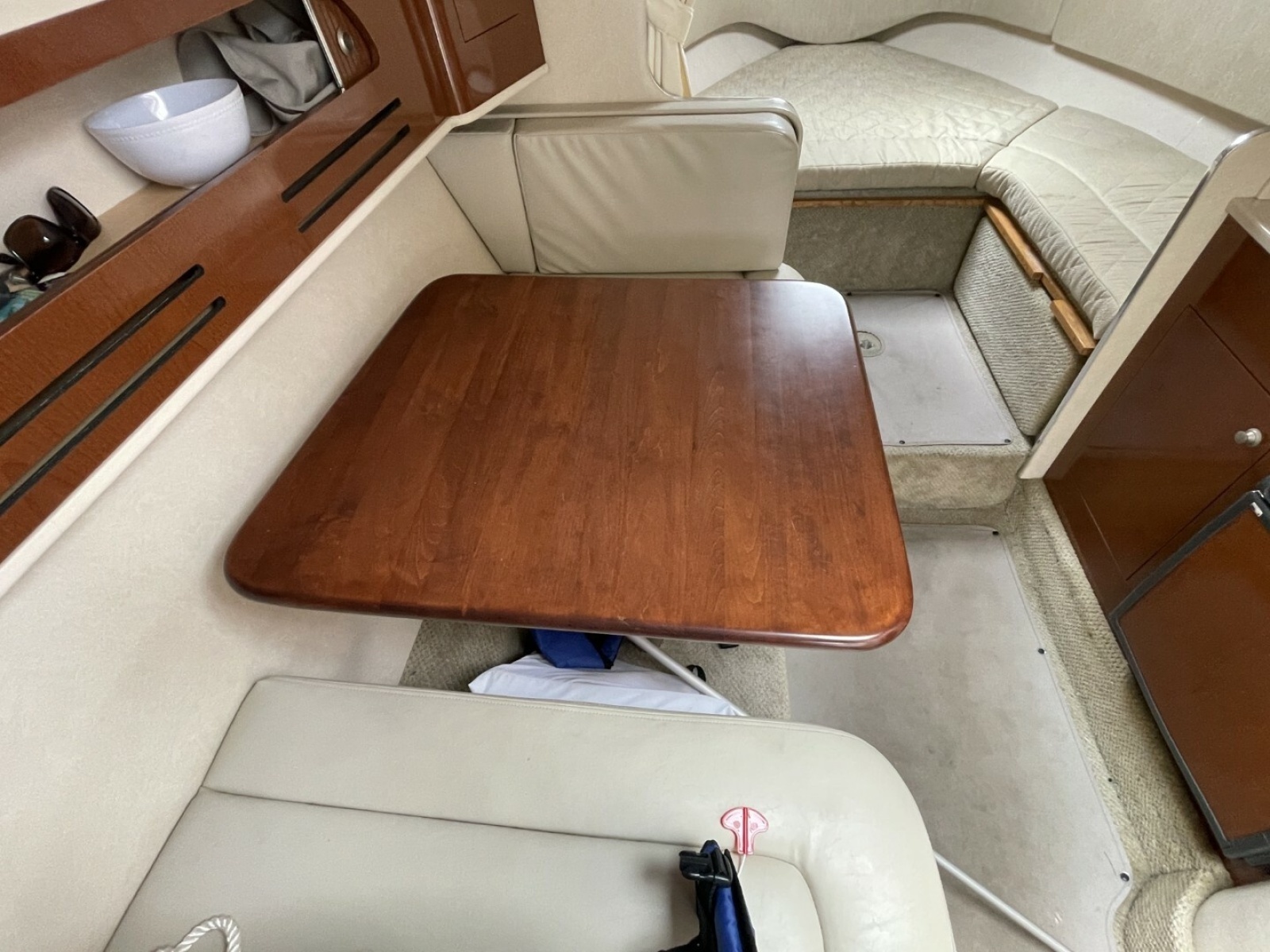 28ft Sea Ray Yacht For Sale