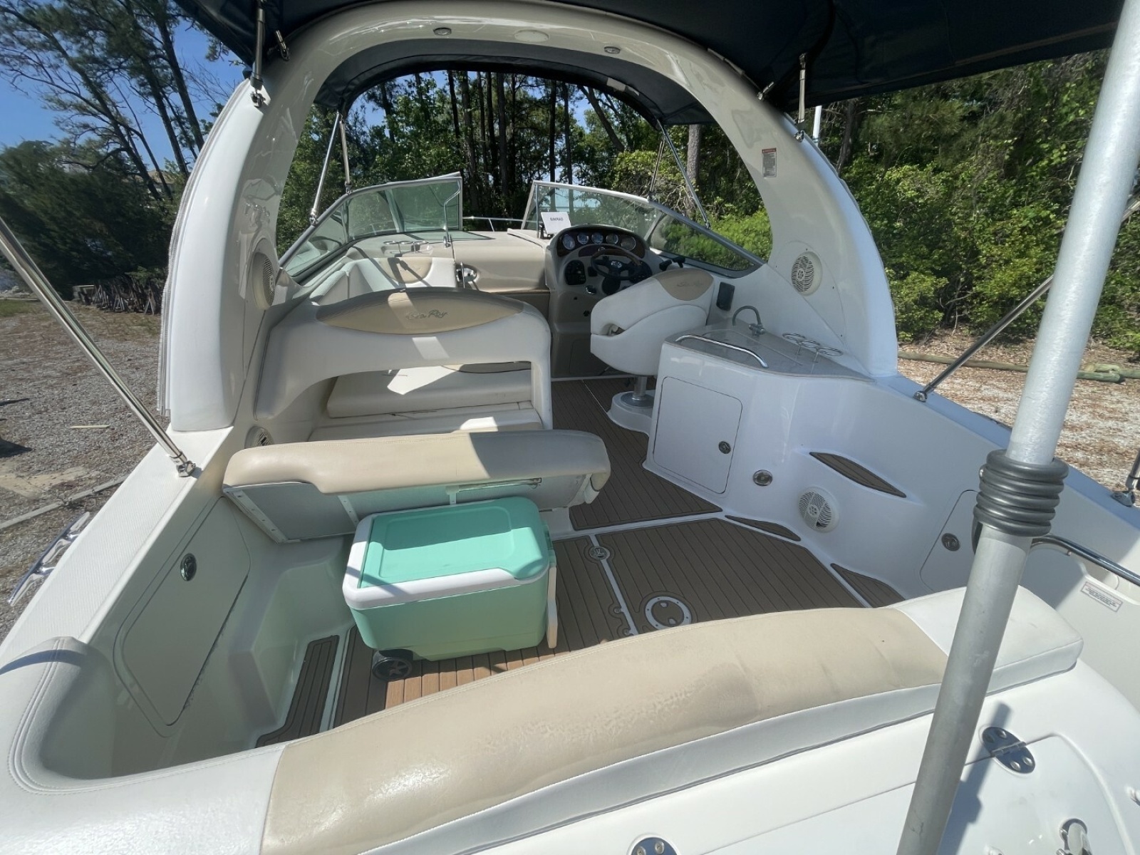 28ft Sea Ray Yacht For Sale