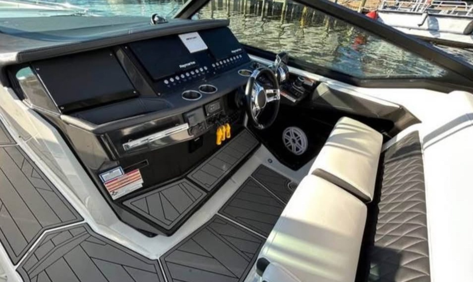 2021 Monterey 385SE Super Express