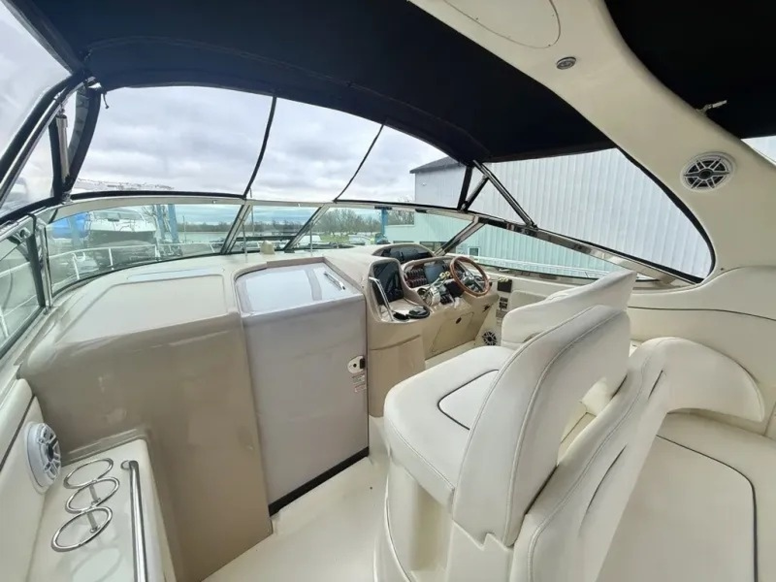 2004 Sea Ray 360 SUNDANCER