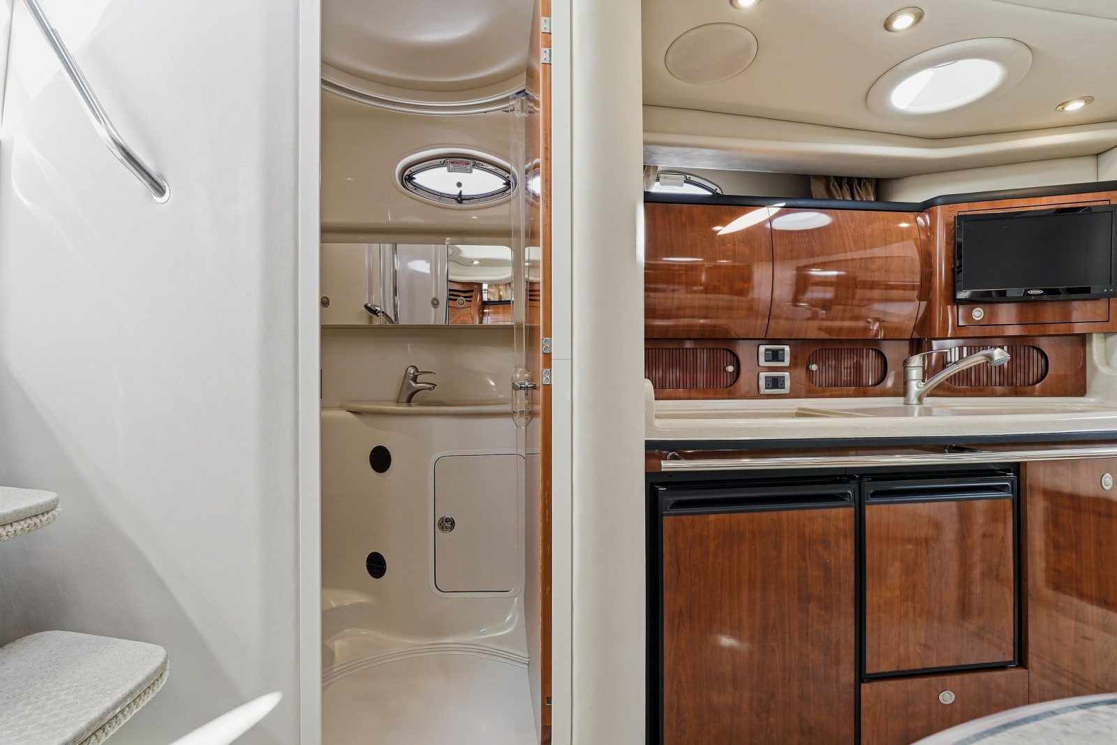 2004 Sea Ray 360 SUNDANCER