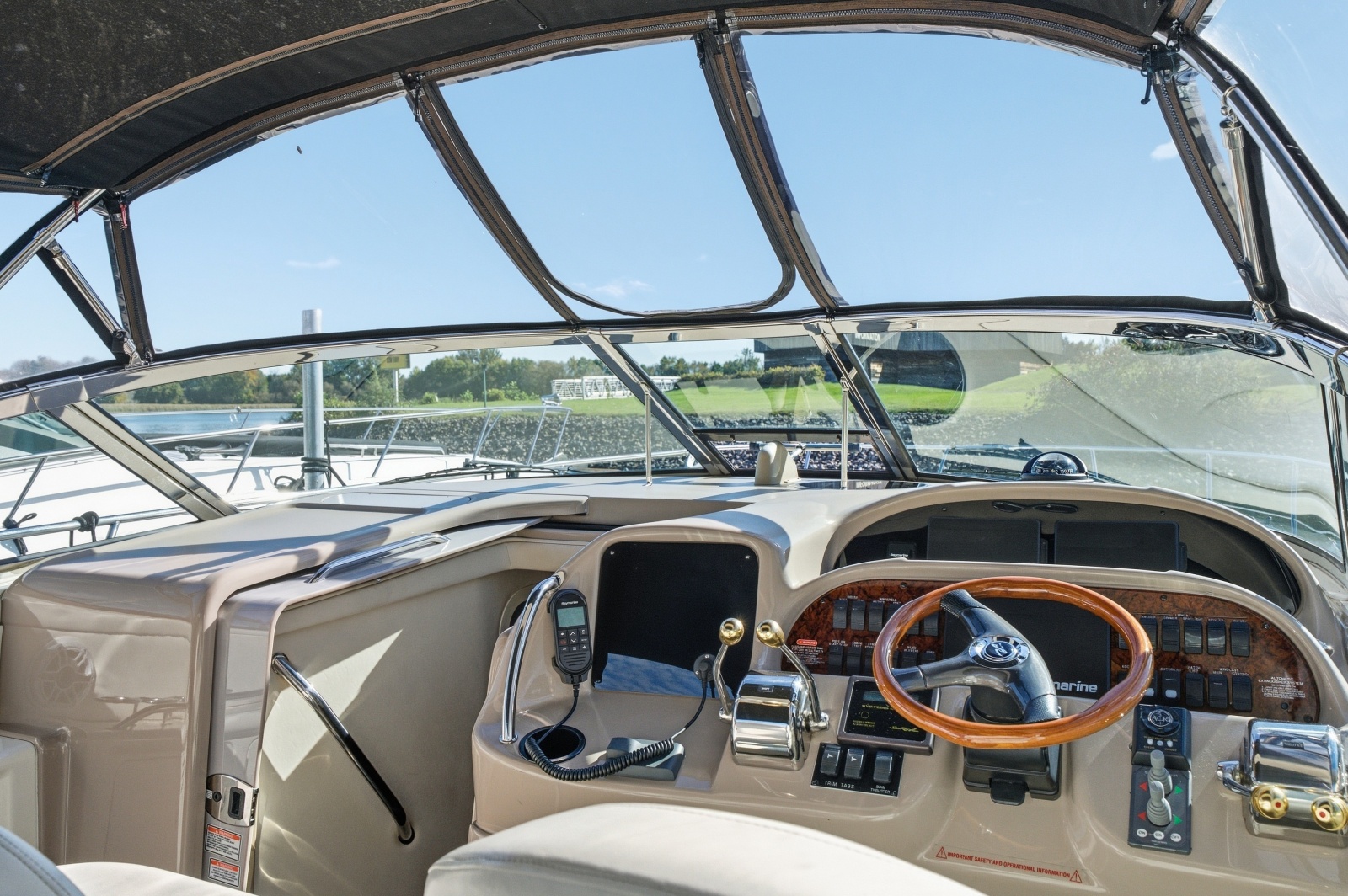 2004 Sea Ray 360 SUNDANCER