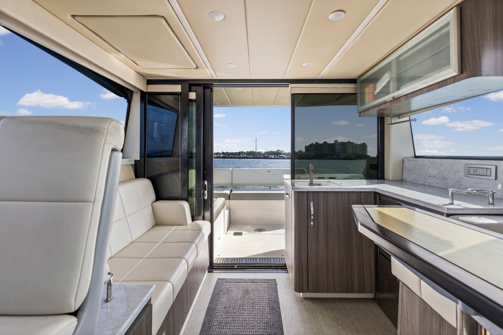 2020 Regal 38 XO
