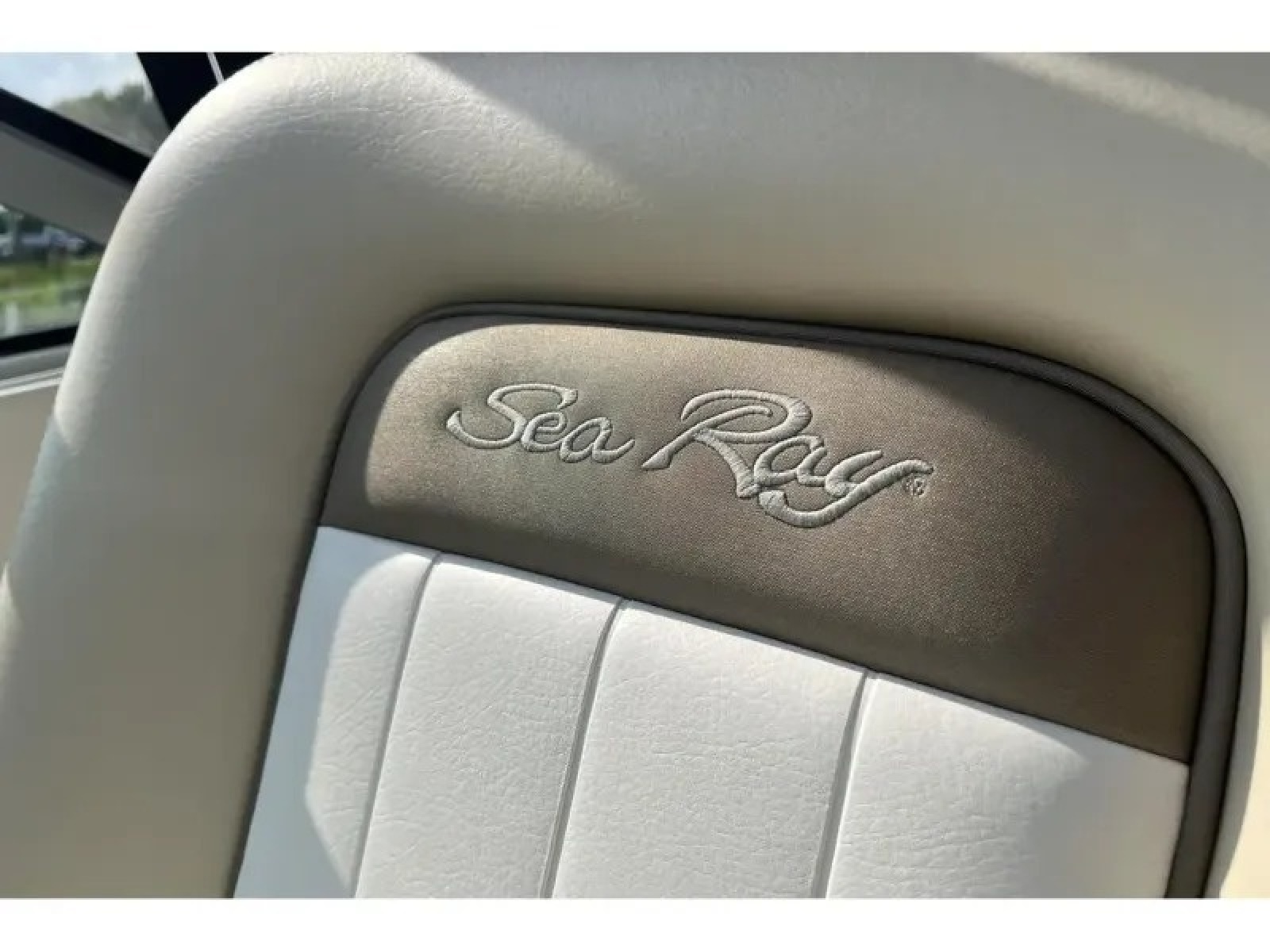 2012 Sea Ray 370 SUNDANCER