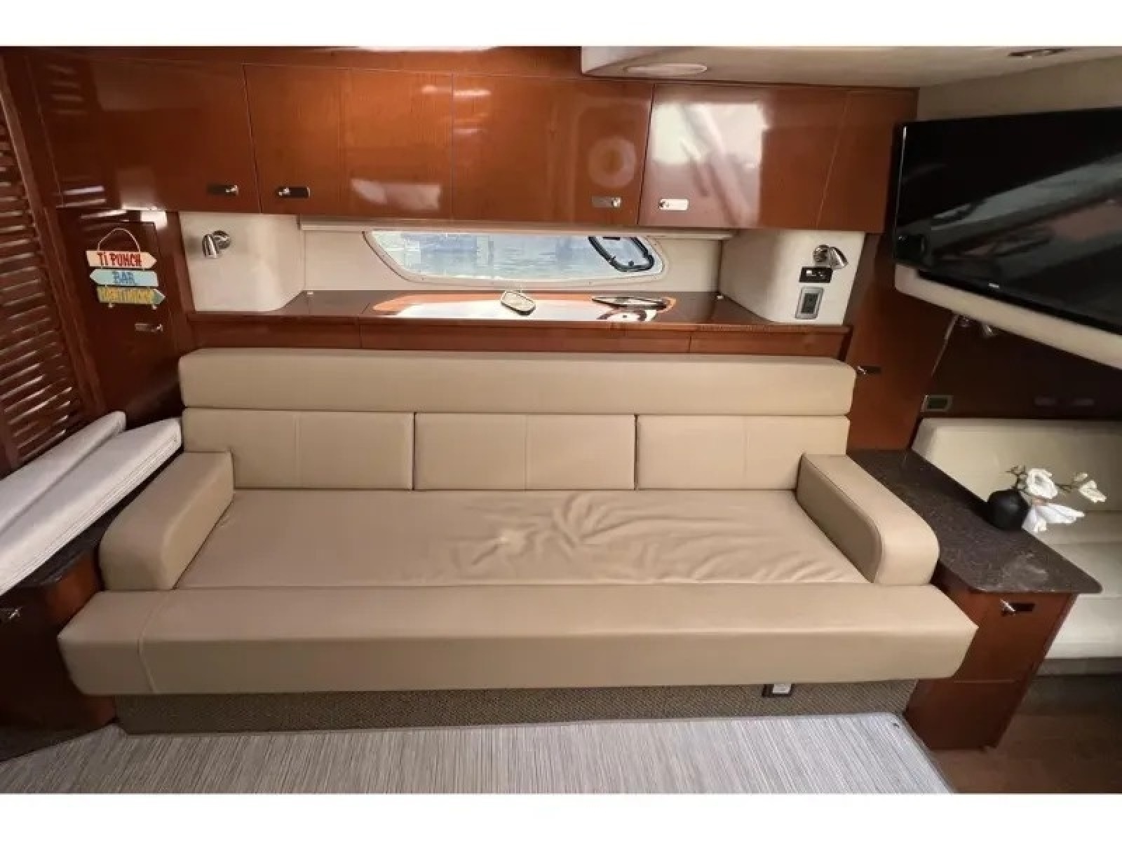 2012 Sea Ray 370 SUNDANCER