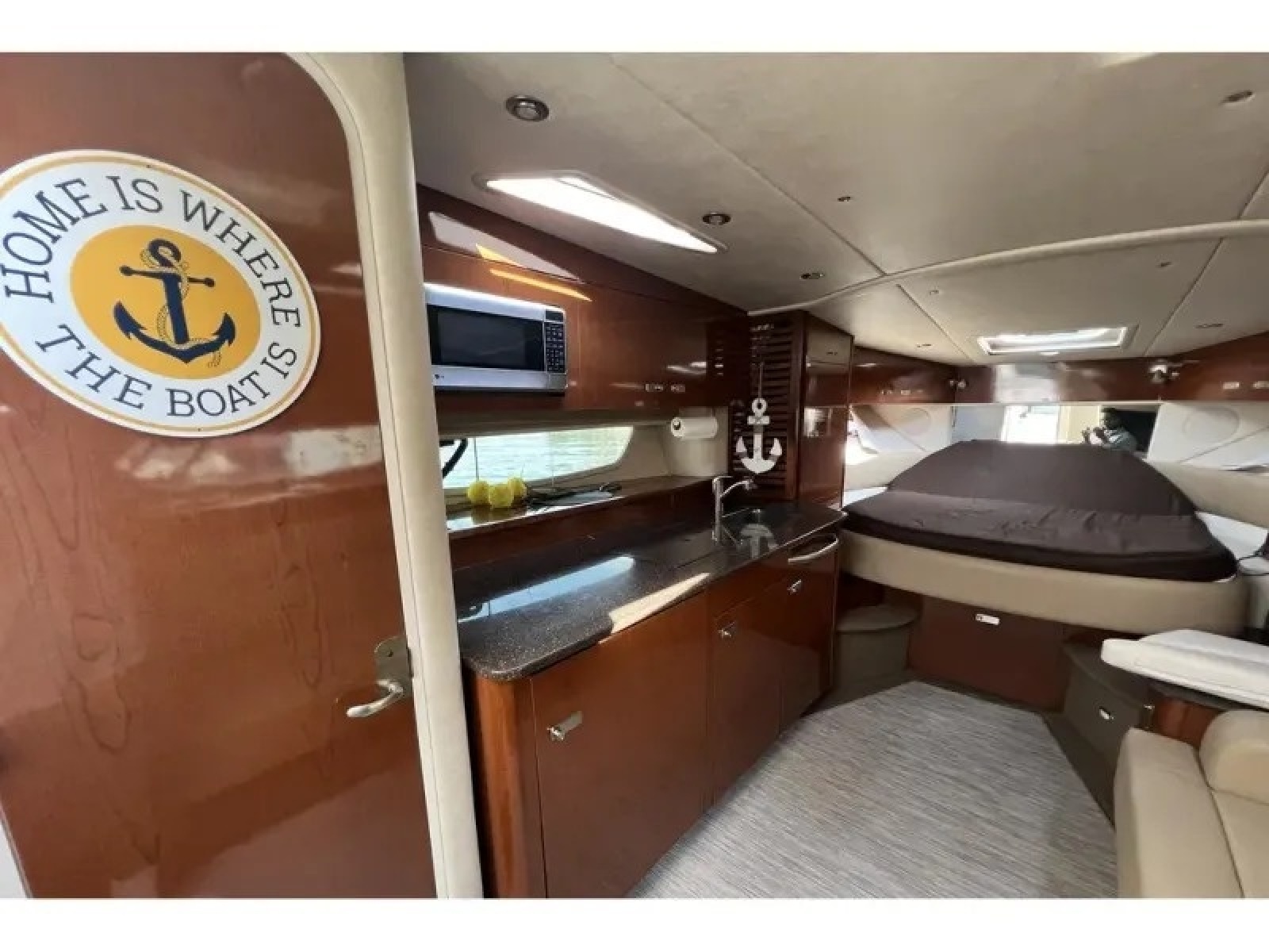 2012 Sea Ray 370 SUNDANCER