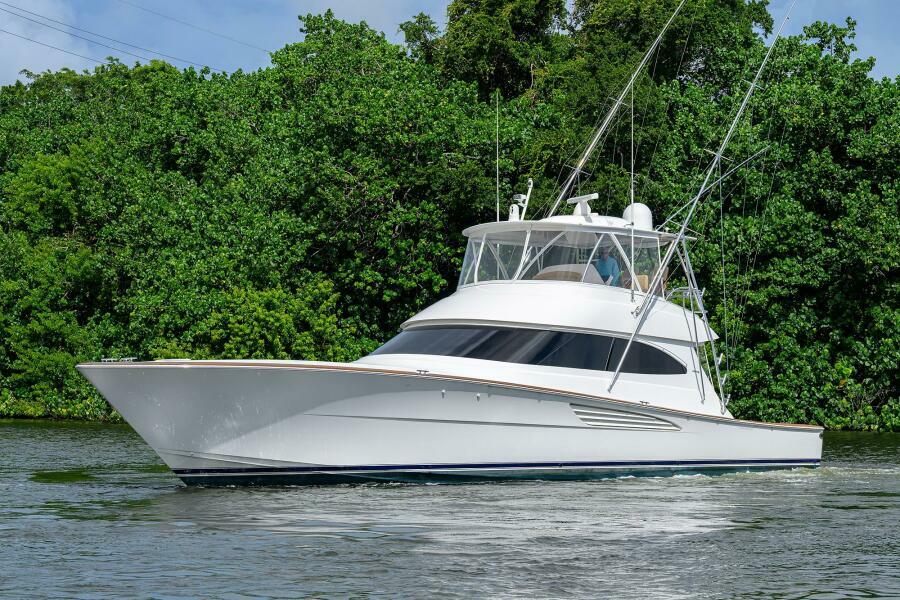 2023 Viking 64 Convertible - Profile