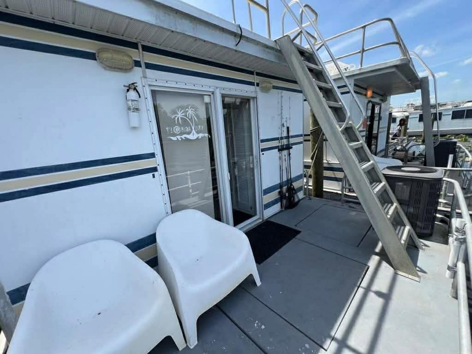 1999 Aqua Chalet 4614