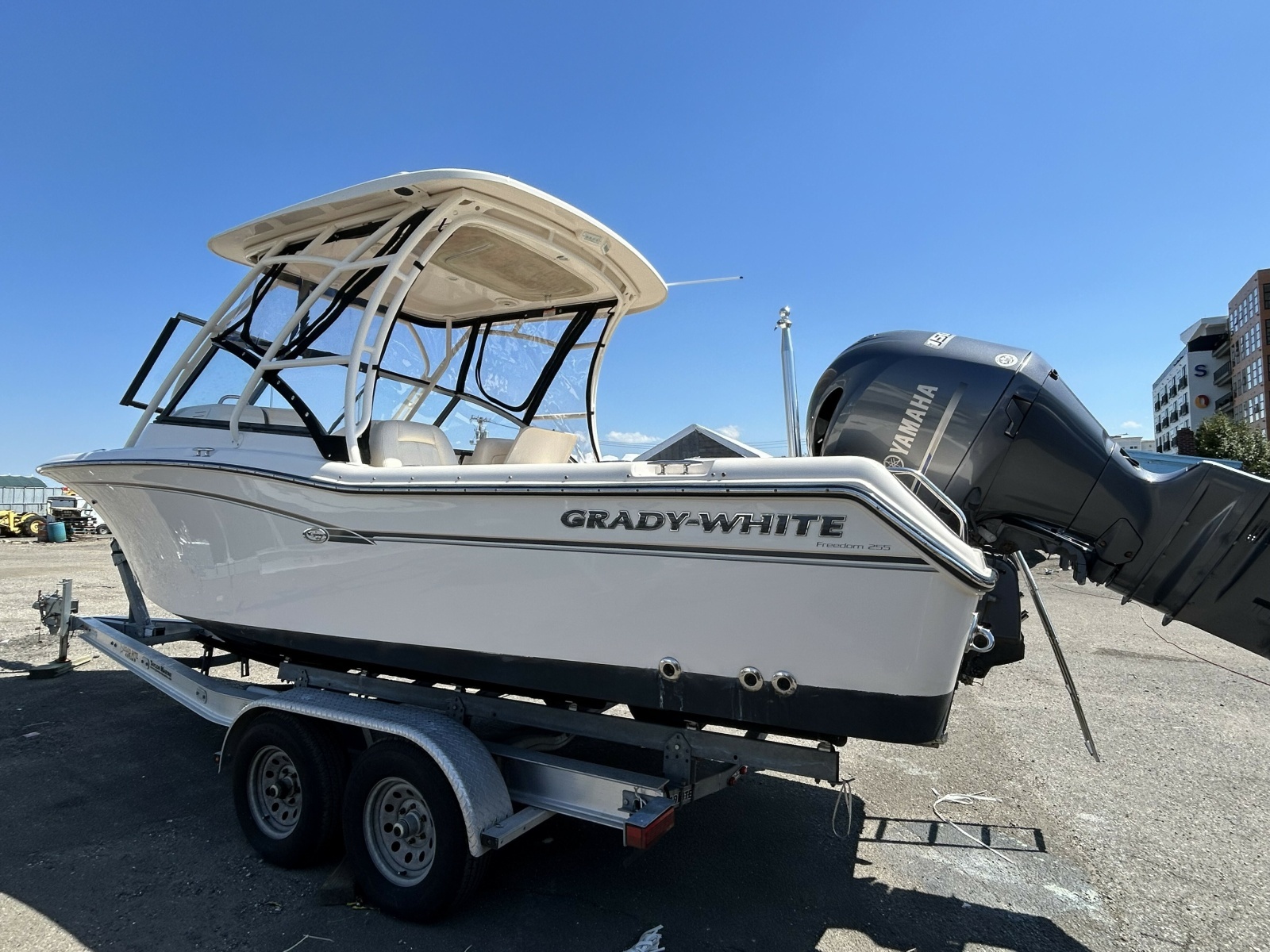 2016 Grady-White 255 Freedom