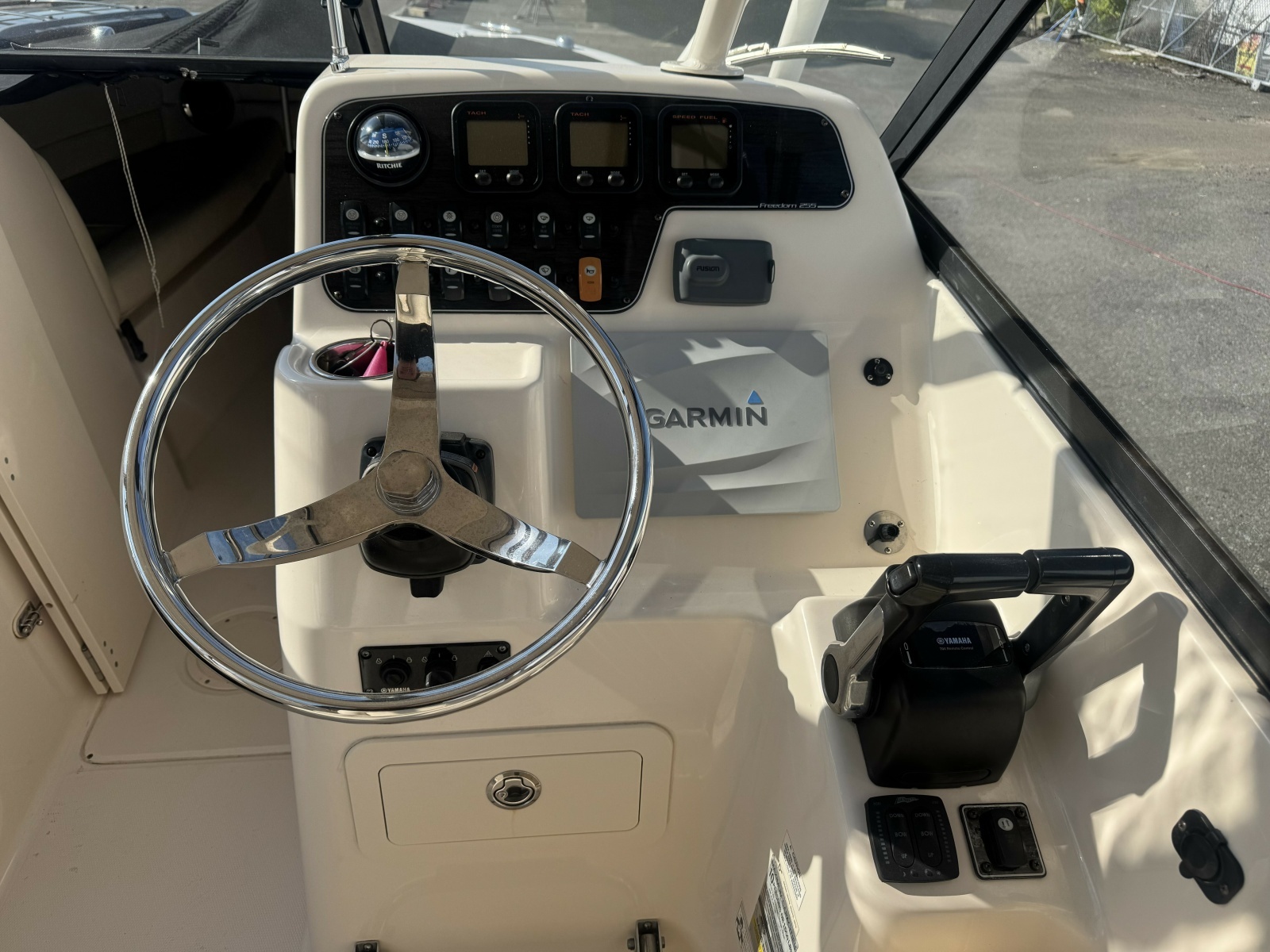 25ft Grady White Yacht For Sale