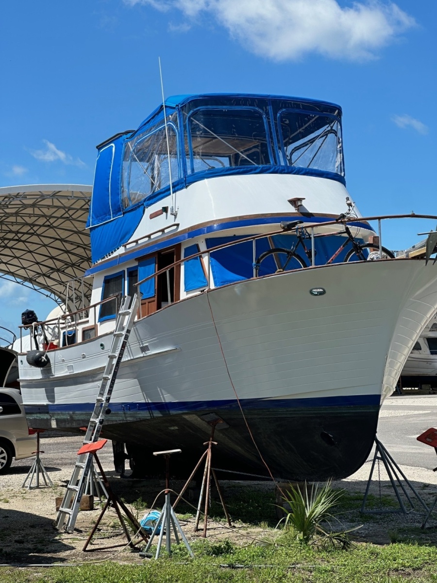 1981 Albin 36 Double Cabin