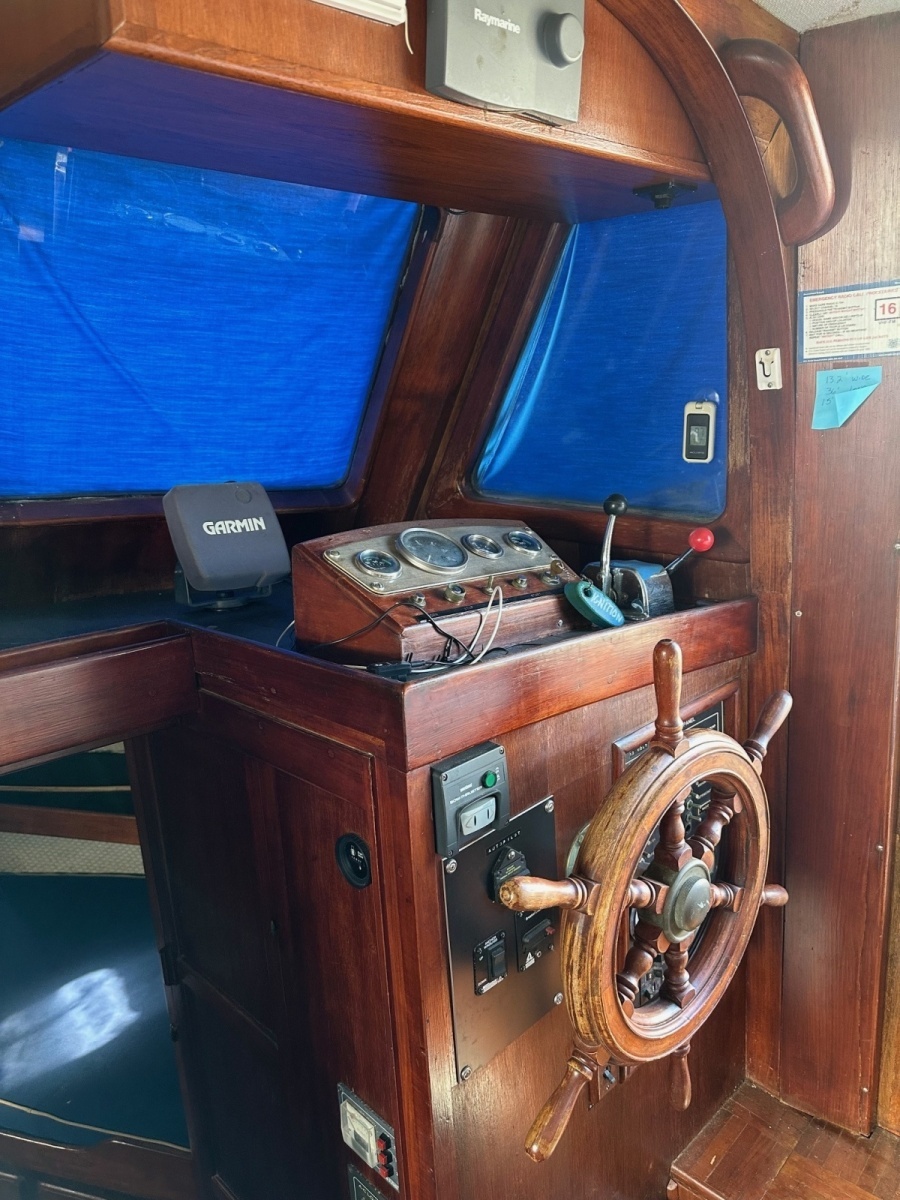 1981 Albin 36 Double Cabin