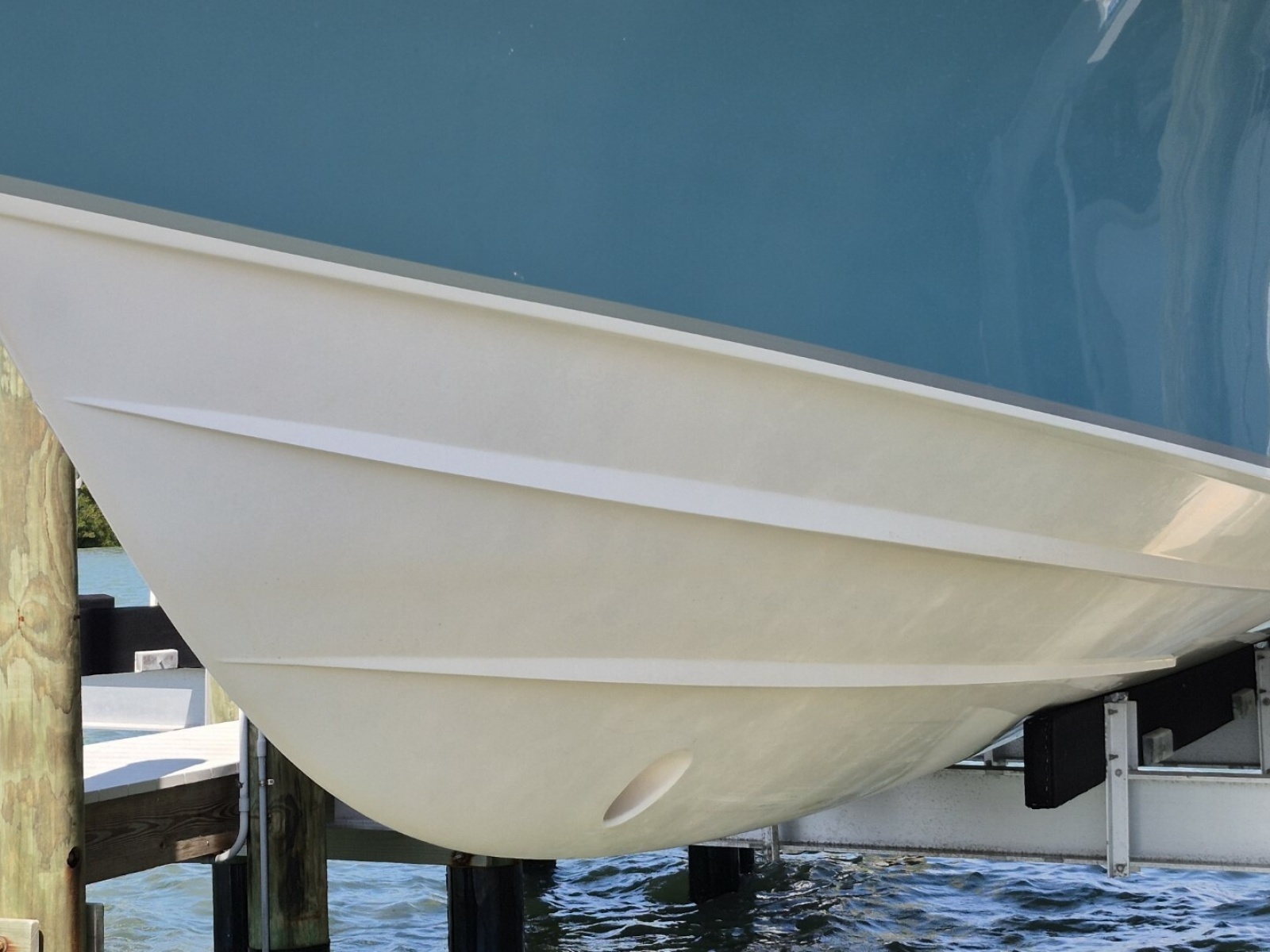 2018 Grady-White 330 Express