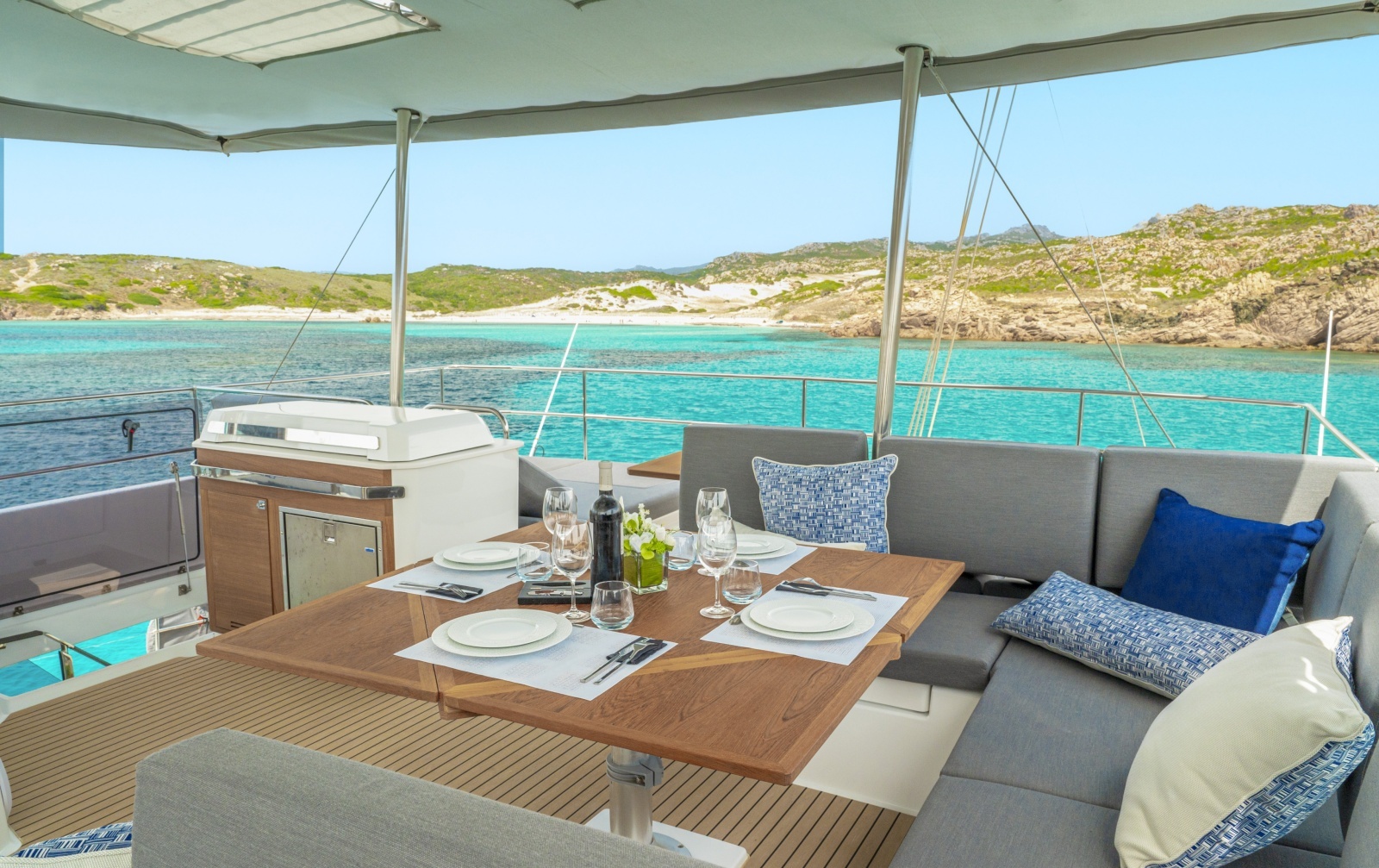 Semper Fidelis 67ft Fountaine Pajot Yacht For Sale