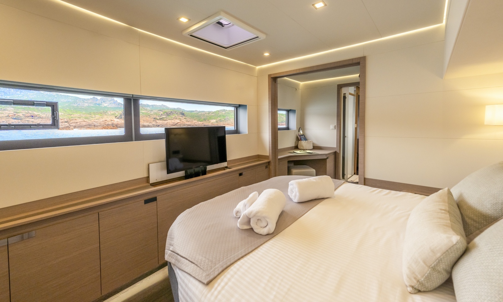 Semper Fidelis 67ft Fountaine Pajot Yacht For Sale