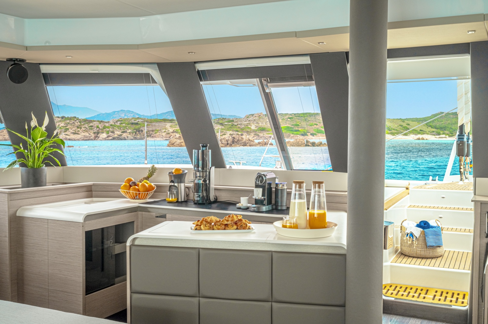 2022 Fountaine Pajot Alegria