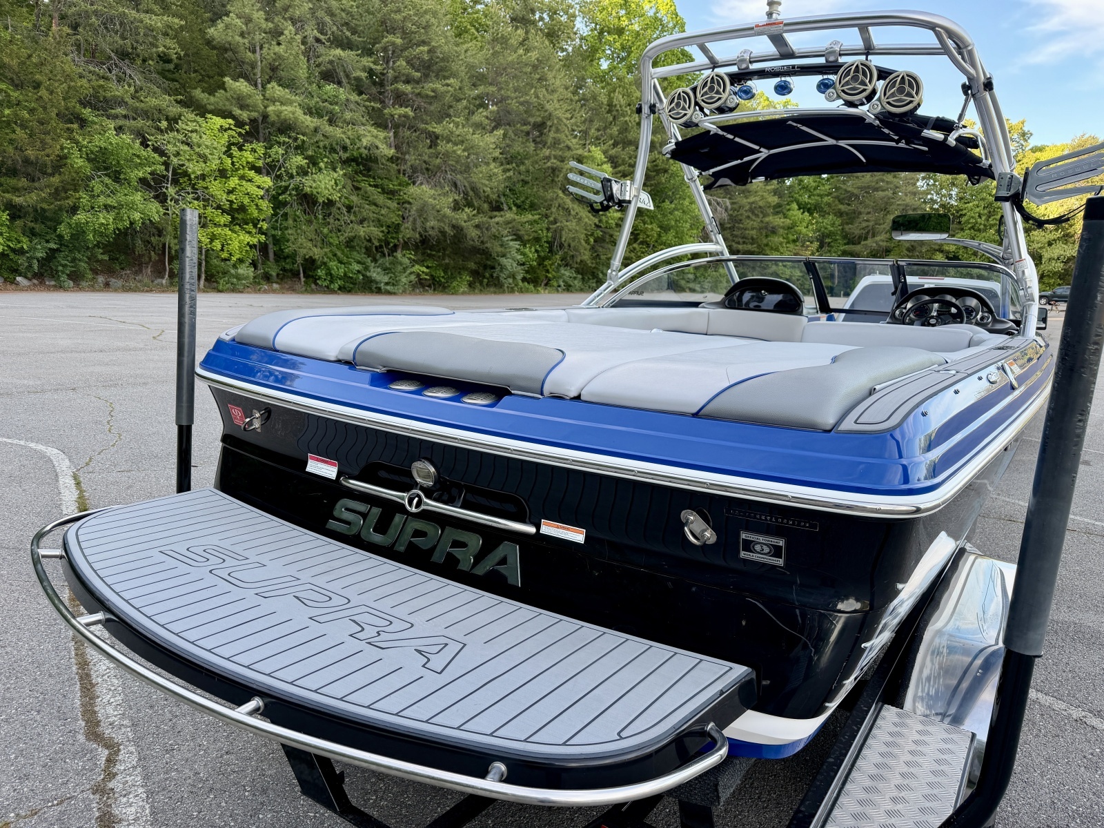 2008 Supra Launch 22SSV World's Edition