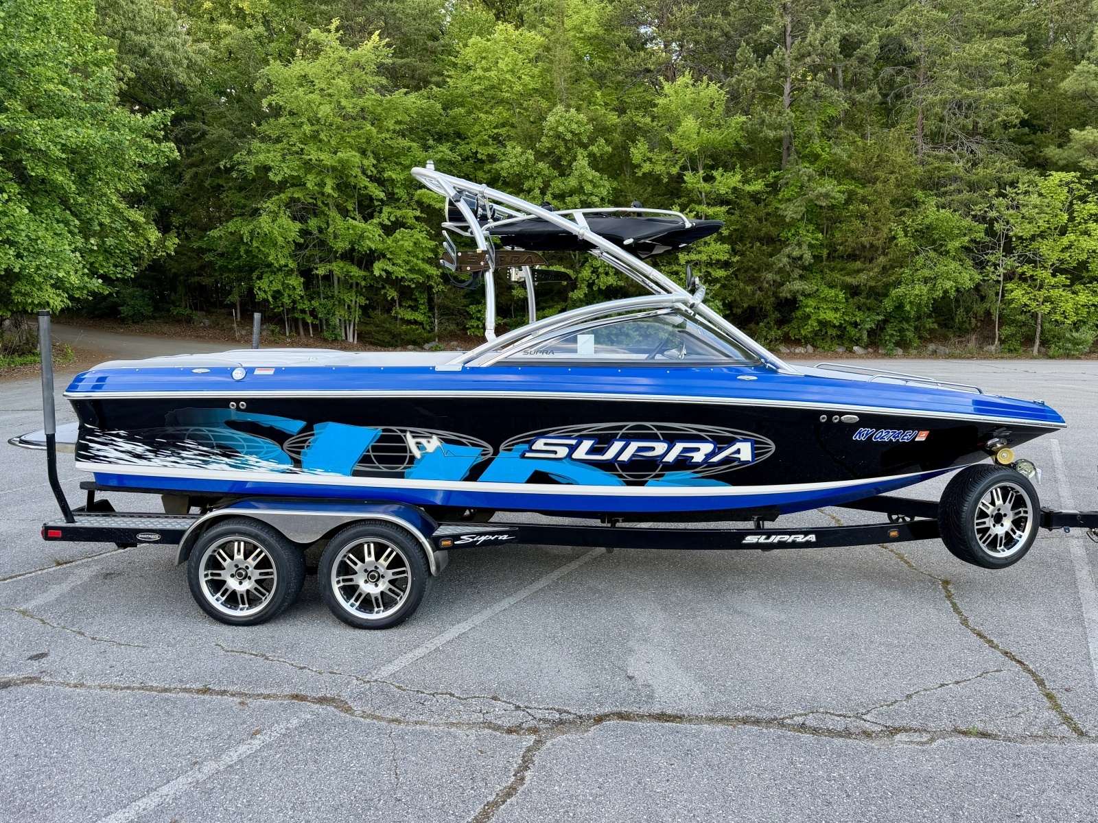 2008 Supra Launch 22SSV World's Edition