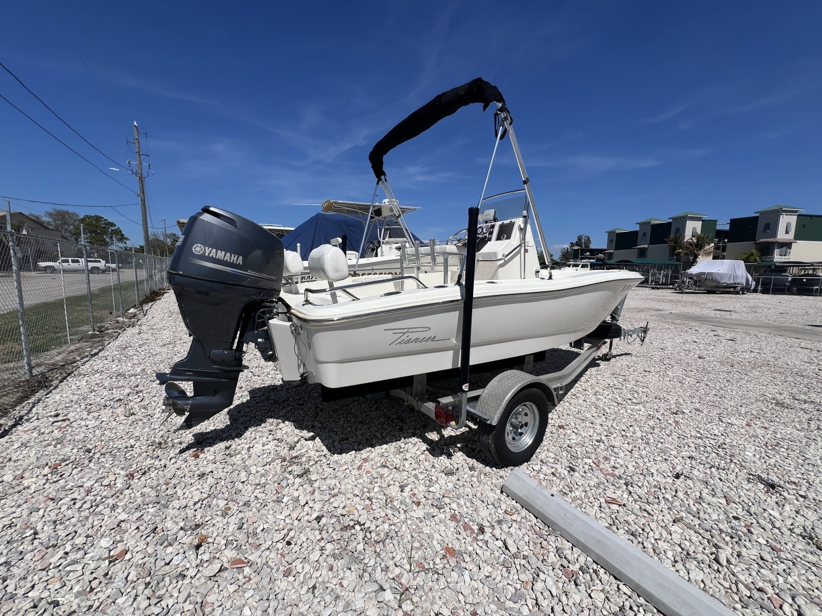 17ft Pioneer Yacht For Sale