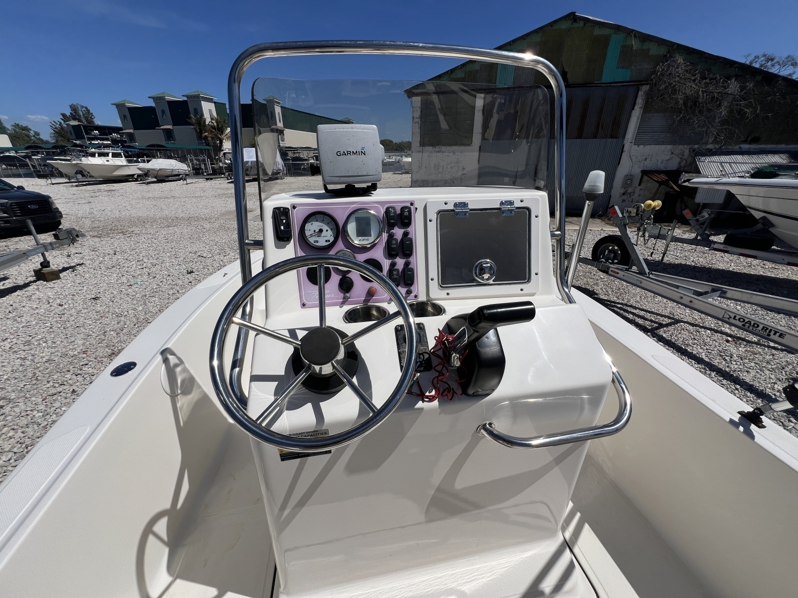 17ft Pioneer Yacht For Sale