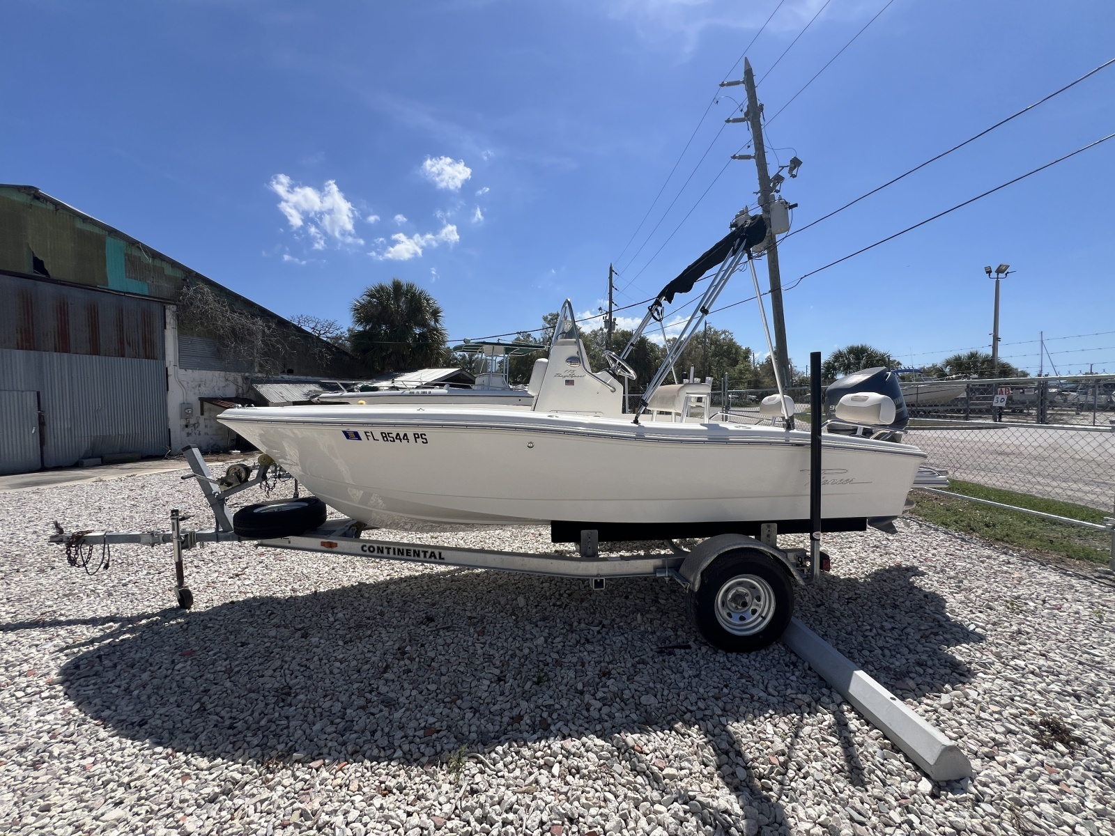17ft Pioneer Yacht For Sale