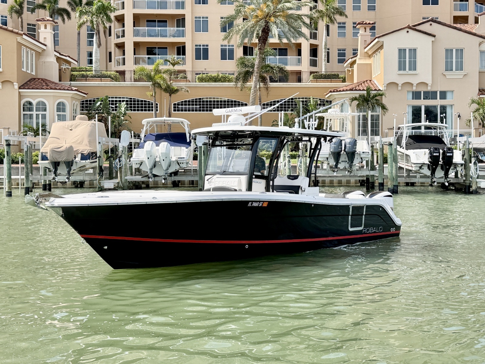 30ft Robalo Yacht For Sale