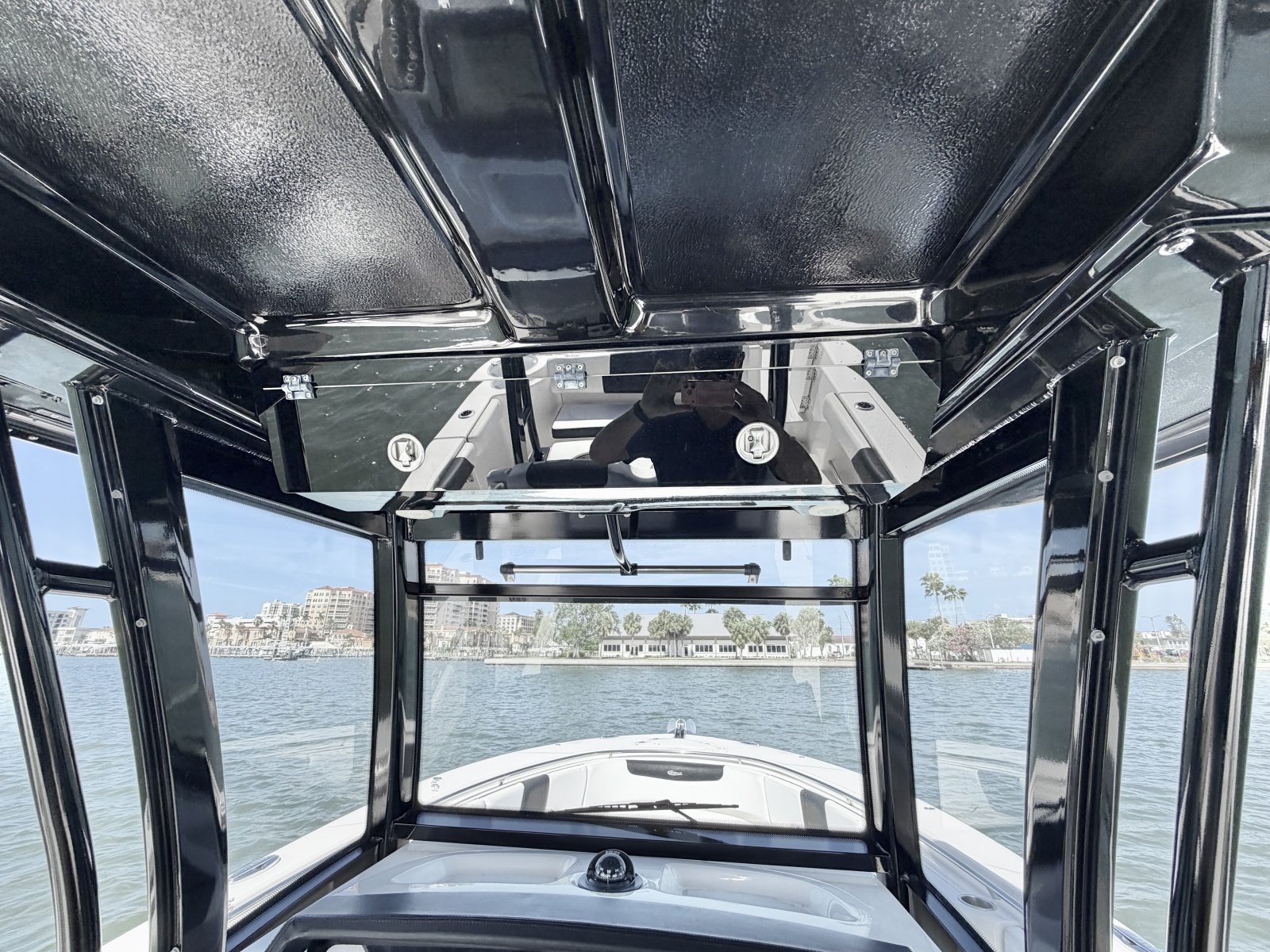 30ft Robalo Yacht For Sale