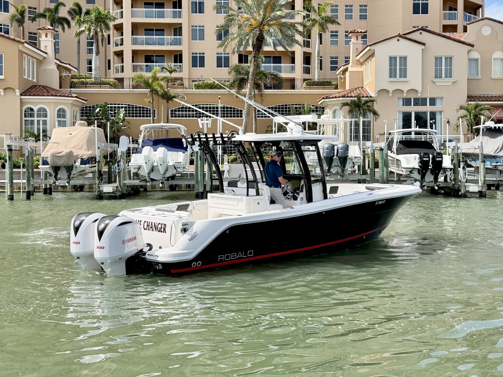 30ft Robalo Yacht For Sale