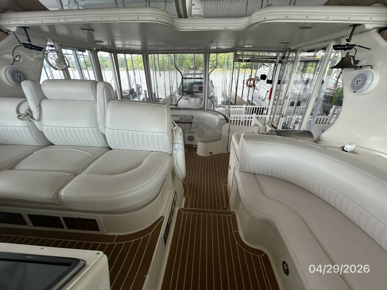 44' Cruisers upper deck aft