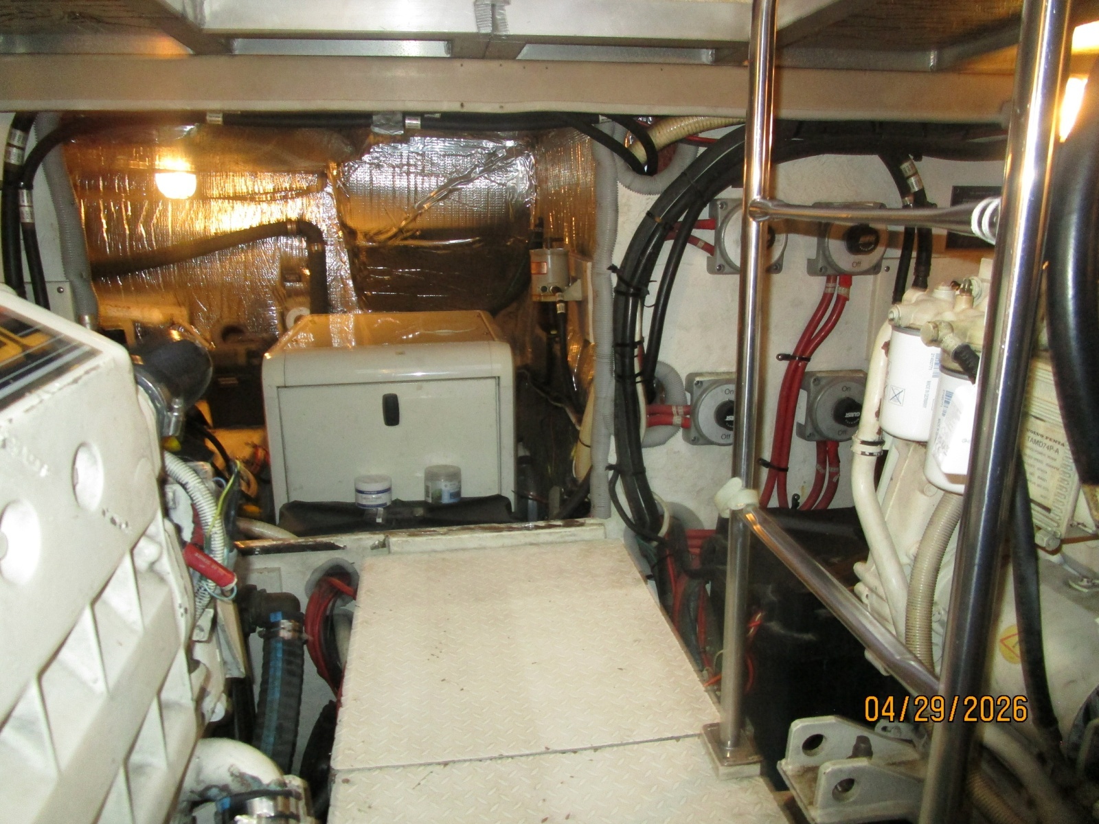 44' Cruisers engine room forward