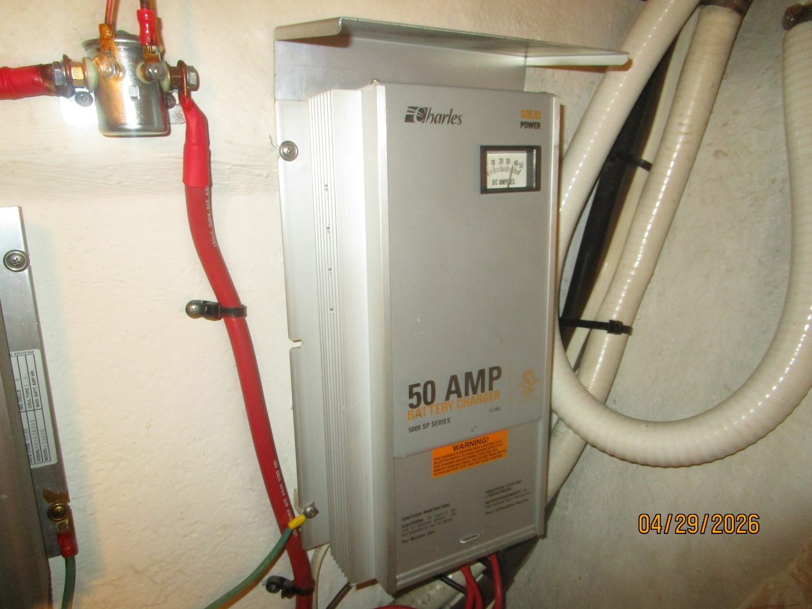44' Cruisers battery charger1