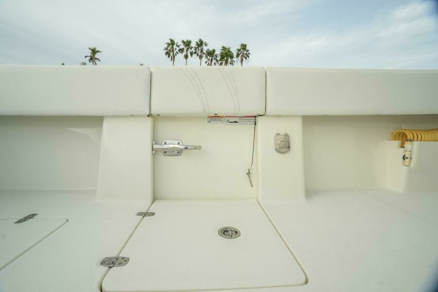 39ft SeaVee Yacht For Sale