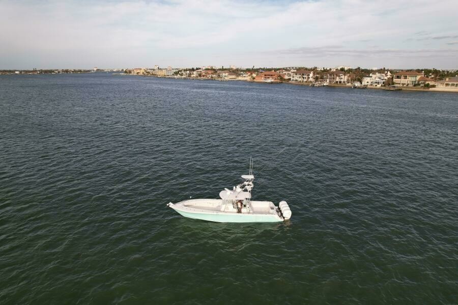 39ft SeaVee Yacht For Sale
