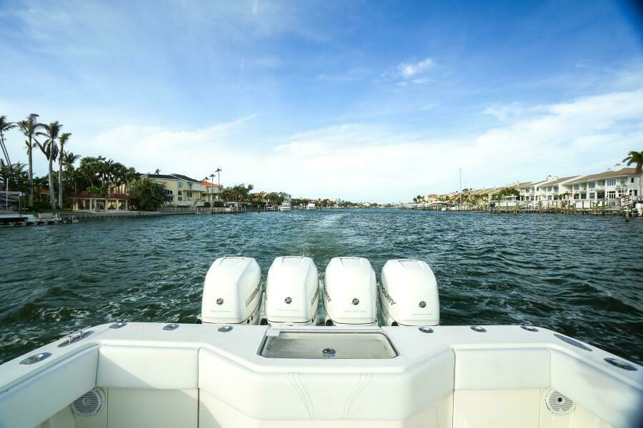 39ft SeaVee Yacht For Sale