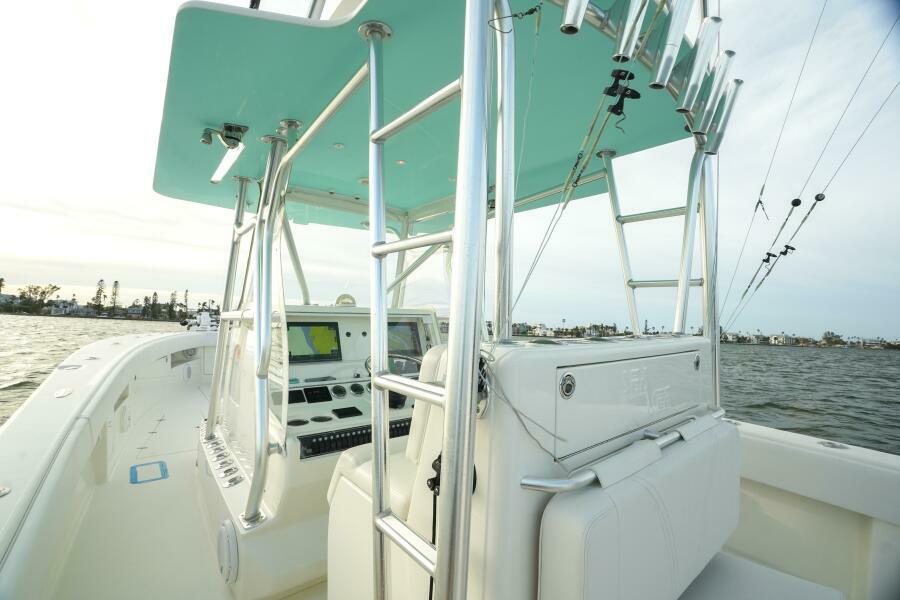 2013 SeaVee 390
