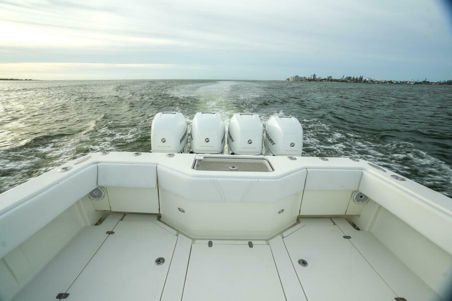 2013 SeaVee 390