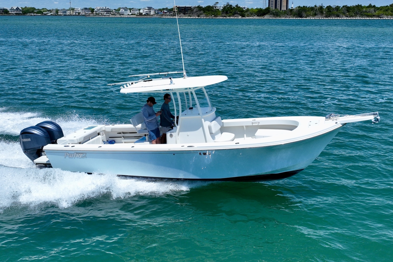 28' 2022 Parker 2801