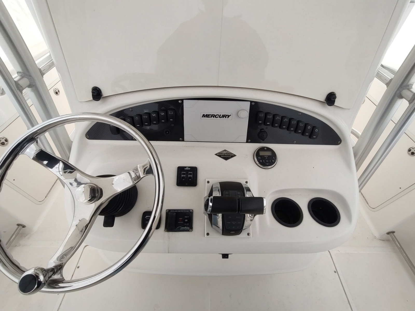 2006 Boston Whaler 320 Outrage