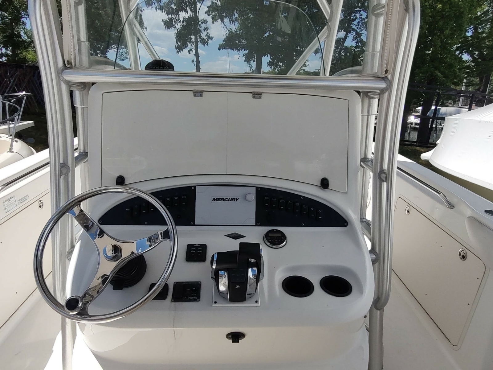 32' 2006 Boston Whaler 320 Outrage