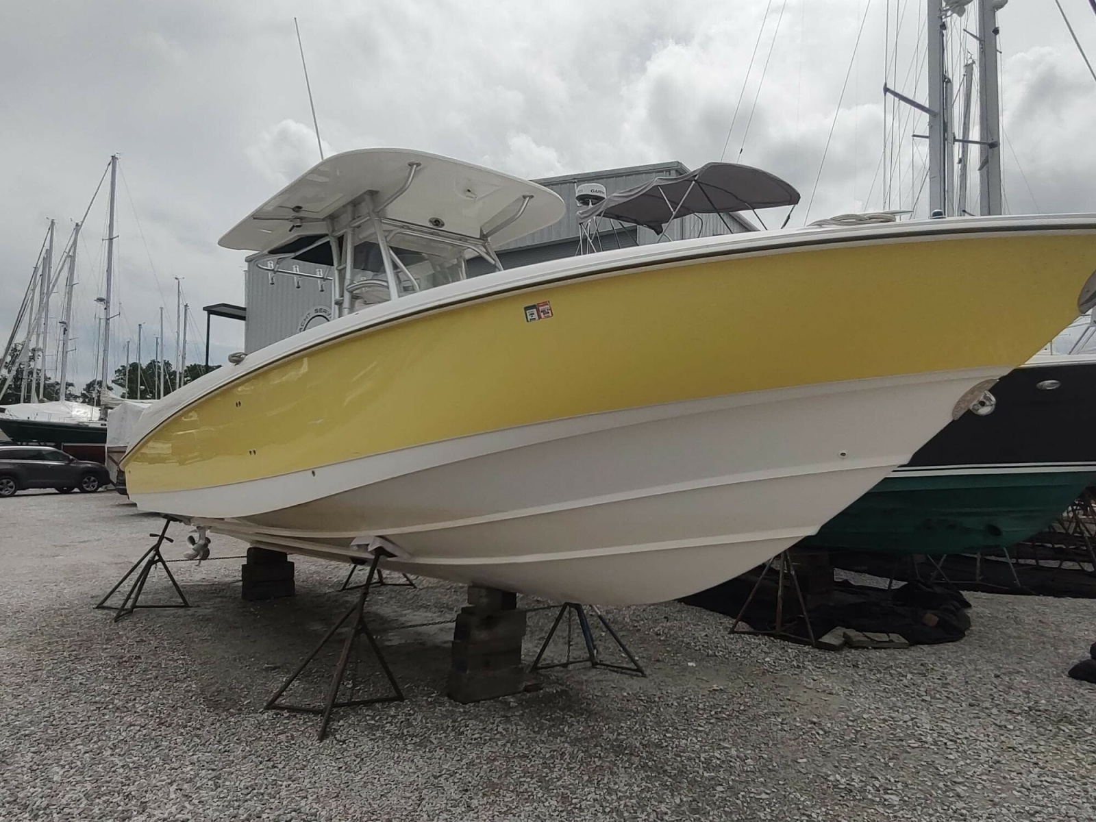 2006 Boston Whaler 320 Outrage