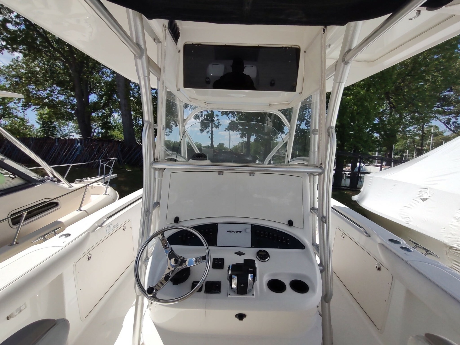 32' 2006 Boston Whaler 320 Outrage