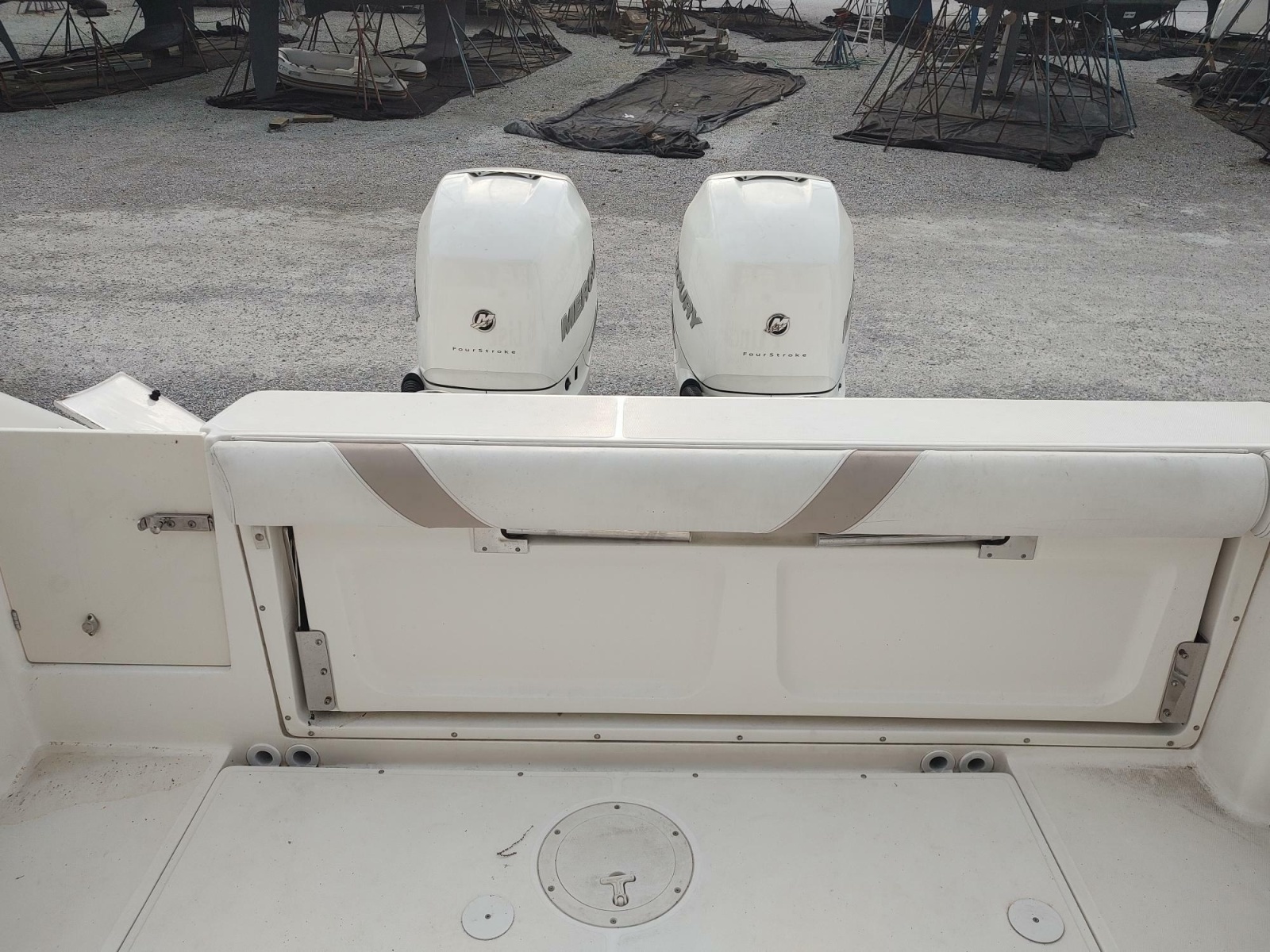 2006 Boston Whaler 320 Outrage
