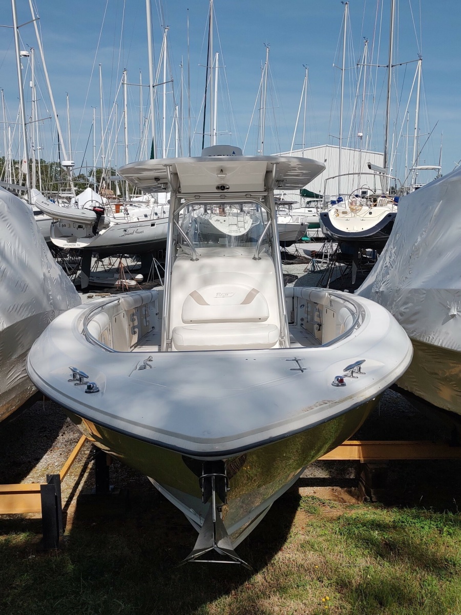 2006 Boston Whaler 320 Outrage