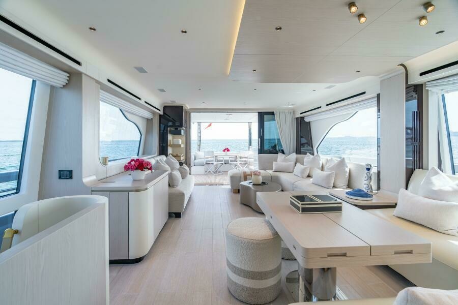 2022 Azimut 78