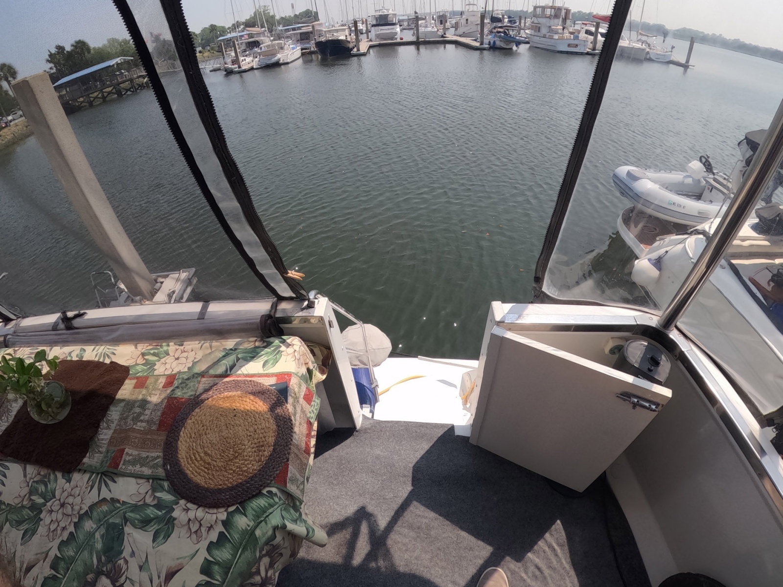 2000 Carver 406 Motor Yacht