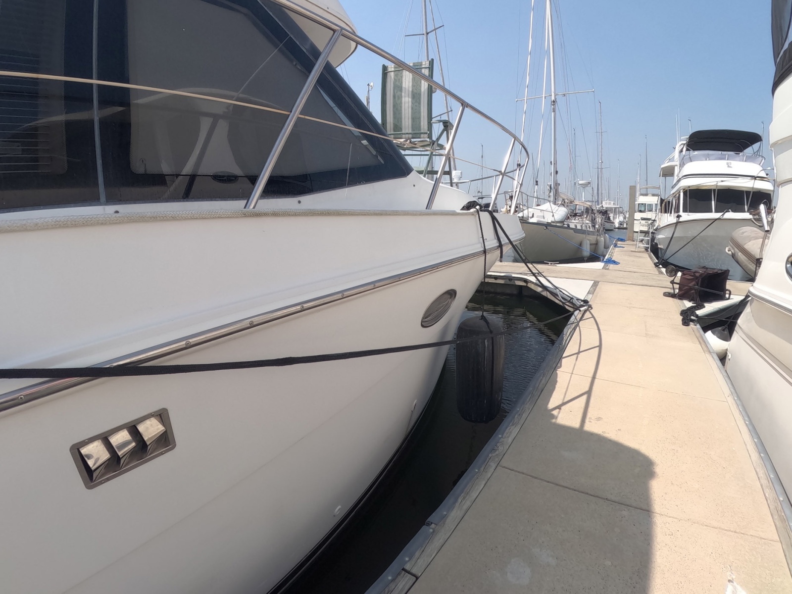 2000 Carver 406 Motor Yacht
