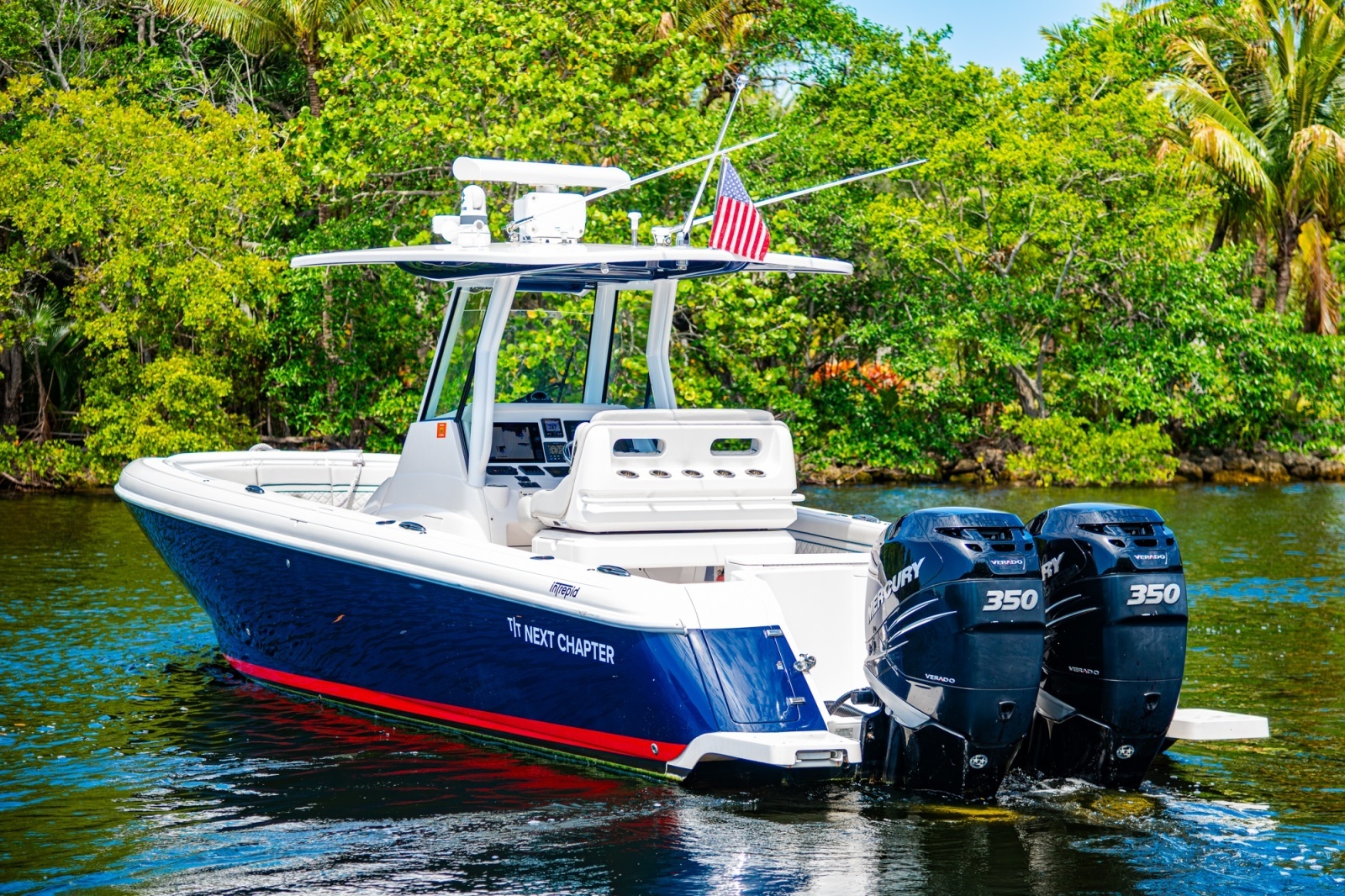 2018 Intrepid 327