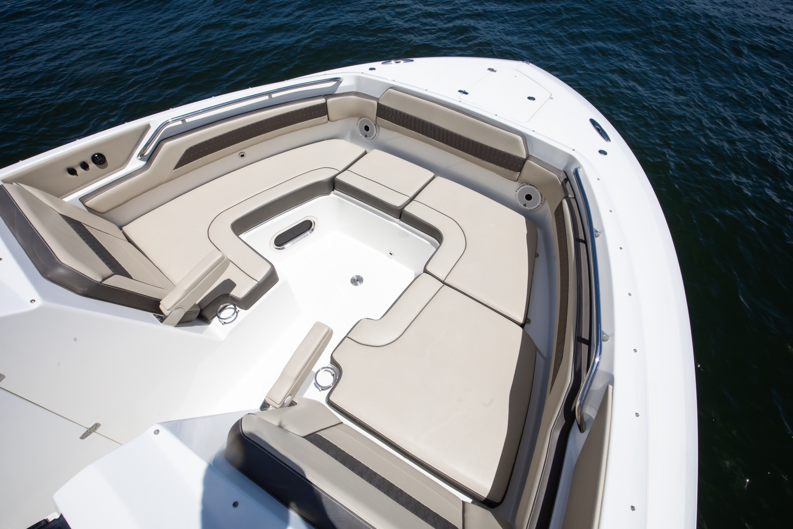 Pursuit 37 - Irish Ayes - Bow Seating