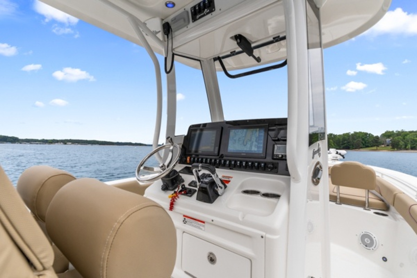 2018 Sea Hunt 27 Gamefish FS